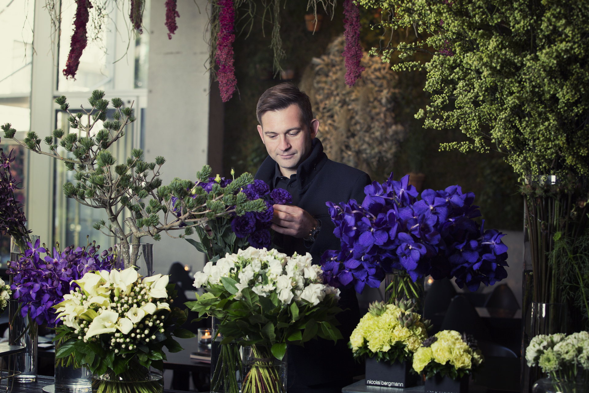ニコライ バーグマン Nicolai Bergmann 北欧と和の融合が生んだベストセラー フラワーボックス 太宰府天満宮で日本人が愛する花見の未来をテーマにした展覧会を開催