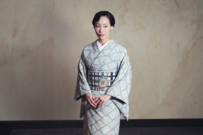 マドモアゼル・ユリア /  Yulia Mademoiselle